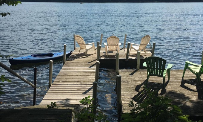 Monterey House | Dock on Lake Garfield, 10 min to Butternut, Wifi, So Fun!