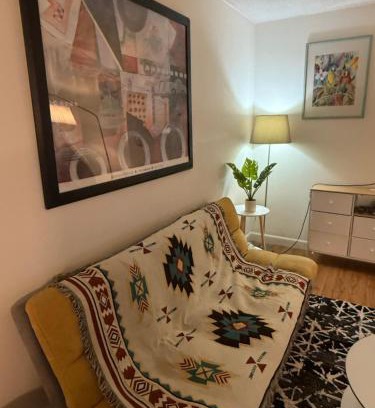 Elysian Heights Apartment | Dodge Family Bed and Breakfast in Downtown Los Angeles