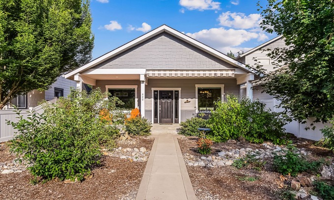 Coeur d'Alene House | Dog-Friendly Home with High-Speed WiFi, Central AC, and Gas Fireplace