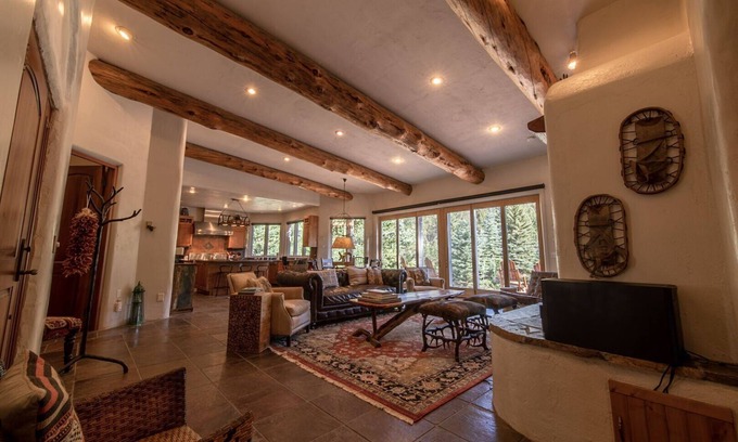 Salida House | Dog Friendly- The Retreat at Cochetopa
