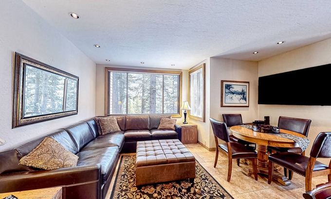 Truckee Condo | Dog-friendly condo near the Village with pools