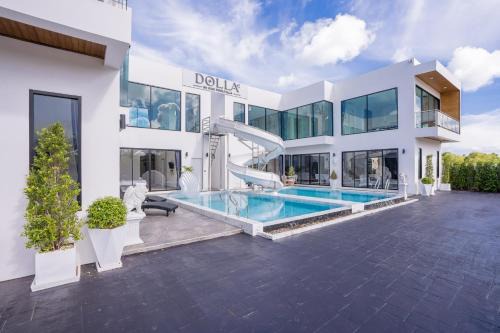 Bang Sare Villa | DOLLA Luxury PoolVilla Pattaya Bang Saray Beach 8 Bedrooms