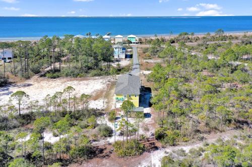Port St. Joe House | Dolphin Daze Beach House by Pristine Property Vacation Rentals