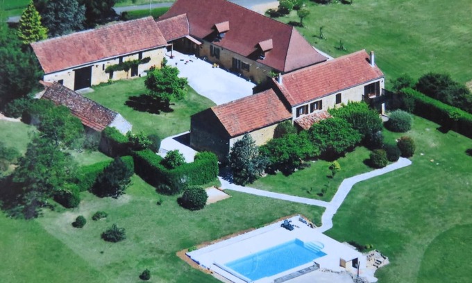 Le Buisson-de-Cadouin Cottage | Domaine de Manilau - The forge