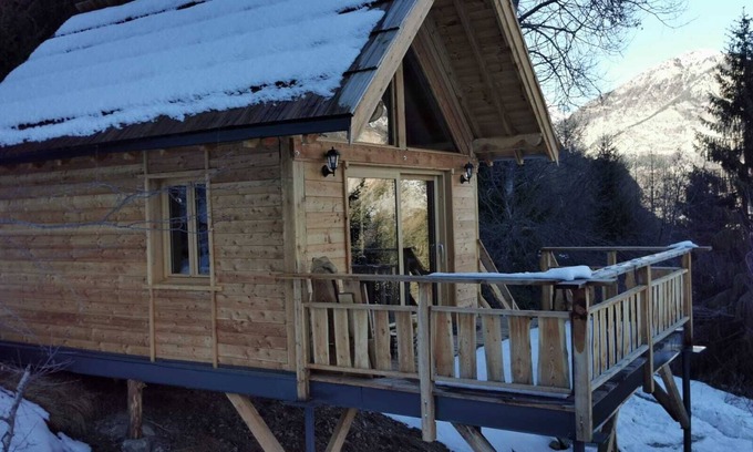 Le Lauzet-Ubaye Cabin | Domaine de l'Esperluette - Cabane Le Jas du chamois