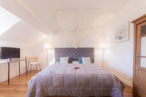 Boissise-la-Bertrand Apartment | Domaine de l'Orangerie - La Roseraie