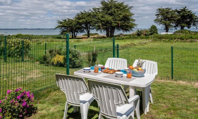 Saint-Pierre-Quiberon Apartment | Domaine de la Greve by Interhome