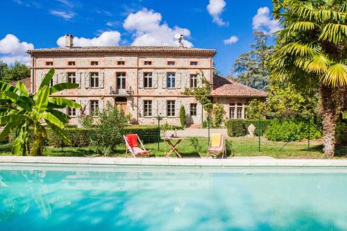 Ambres Bed & Breakfast | Domaine De Roucayrols
