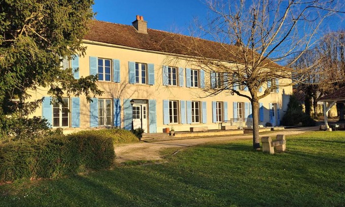 Ravieres House | Domaine des Tilleuls - Grand Jardin avec Piscine privée sur le Canal de Bourgogne