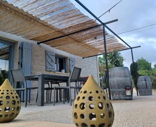 Saint-Paul-de-Loubressac Villa | Domaine Anges et Oiseaux 2 à 10 personnes