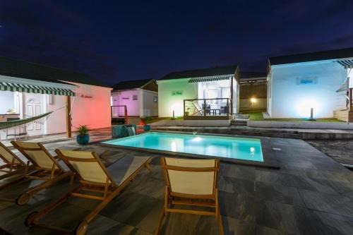 Sainte-Rose House | Domaine KAZ A BIBI - Charmant, moderne et reposant