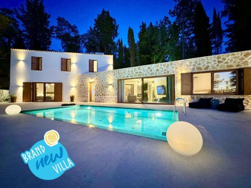 Achilleio Villa | Domenico Morani Luxury Villa Concept with private pool by DadoVillas