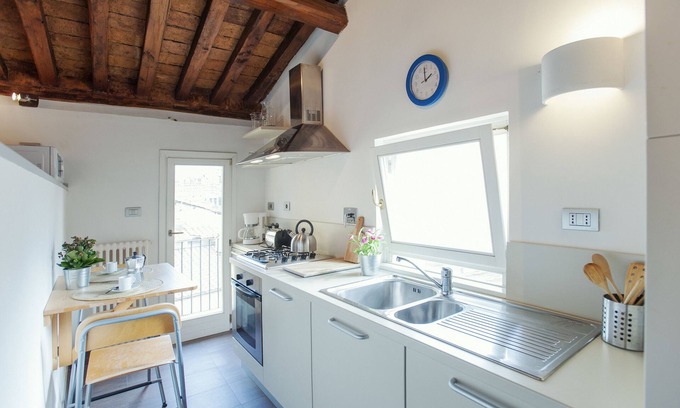 Rione V Ponte Apartment | Domizio - WR Apartments