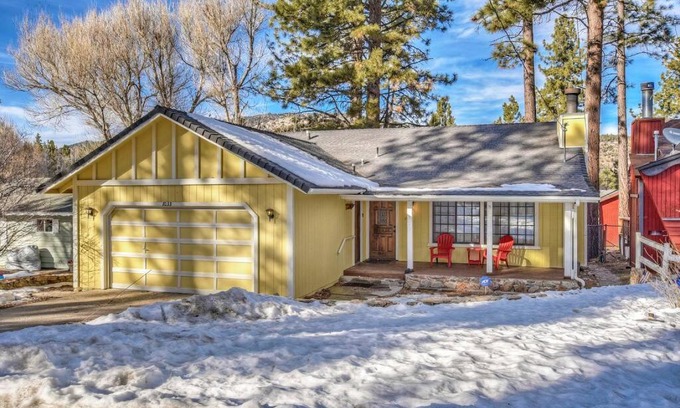 Big Bear House | DoorMat Vacation Rentals - Country Club Cottage