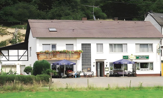 Putzborn Bed & Breakfast | Doppelzimmer Dusche/WC - Neunkirchener Mühle