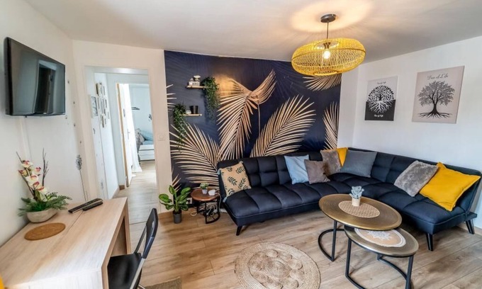 Equemauville Apartment | Double Appart Honfleur 14pers Parking Netflix