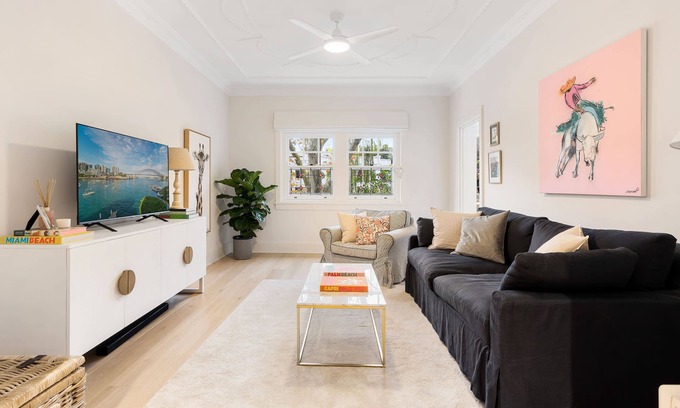 Double Bay Apartment | Double Bay Light and Bright Apartment