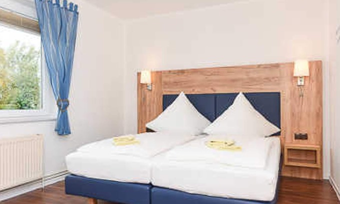Altharlingersiel House | Double room E - Huus an't Deep in Altharlingersiel