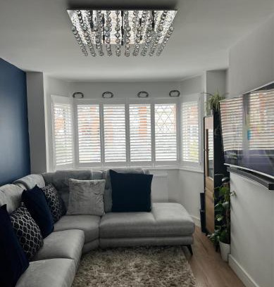 Great Barr House | Double Room in Great Barr Near M5 - M6 - Parking - TV Bed-Garden