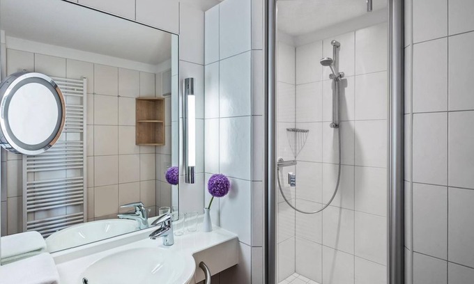 Horum House | Double room lateral lake view with balcony - Strandhotel Gerken