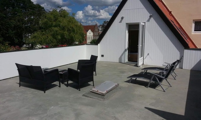 Friedrichstadt Bed & Breakfast | Double room roof terrace - Pension Marktblick - bed & breakfast
