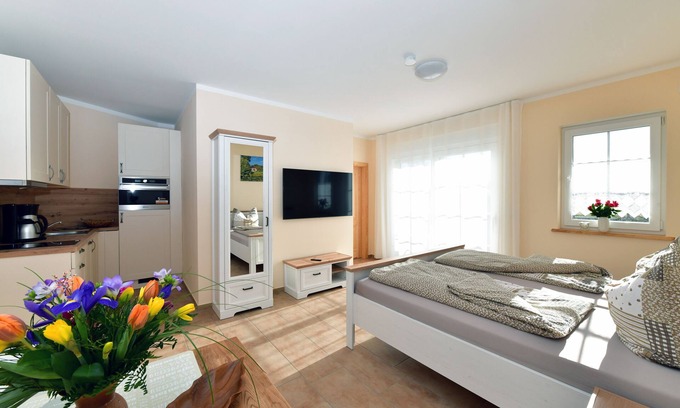 Lubben House | Double room-Superior-Private Bathroom-Balcony