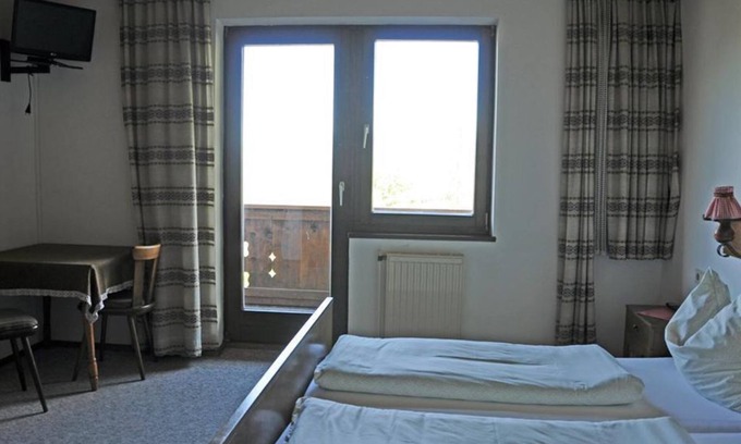 Spital am Pyhrn Bed & Breakfast | Double room with shower, WC - Pension Nanga Parbat