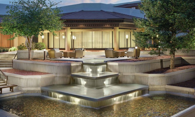 Southwest Colorado Springs Hotel | DoubleTree by Hilton Colorado Springs