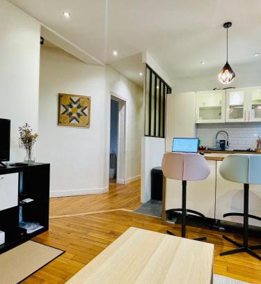 Villemomble Apartment | Douce France - 300m to train station/6persons/2Rooms/35mnToDisney