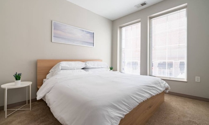 Uptown District Apartment | Downtown Apt in the Heart of Columbus
