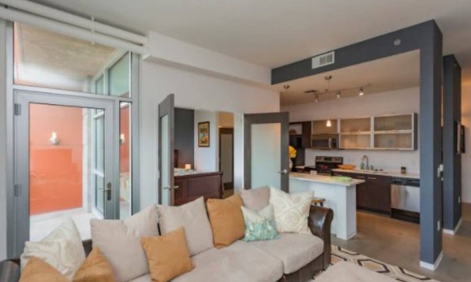 Historic Edgefield Condo | Downtown/East Nashville Condo, Perfect Location! Secure, Parking included.