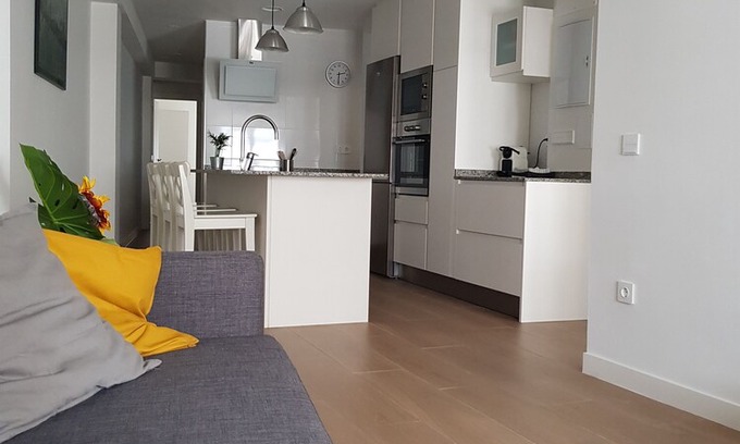 Distrito Llano Apartment | Downtown Gijón Apartment - 6 places - 2 bathrooms - Refurbished 2018