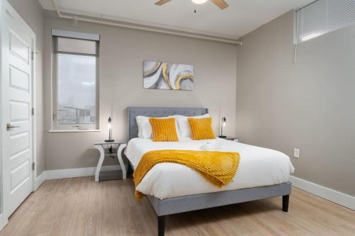 Cole-Noble District Apartment | Downtown INDY Private Room