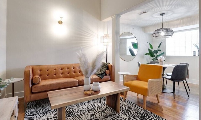 Monroe Ward Apartment | Downtown Living in Historic Richmond Loft