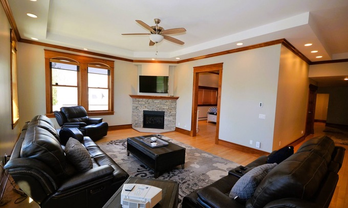 Northport Apartment | Downtown Northport walking to everything including beach! Handicap accessible