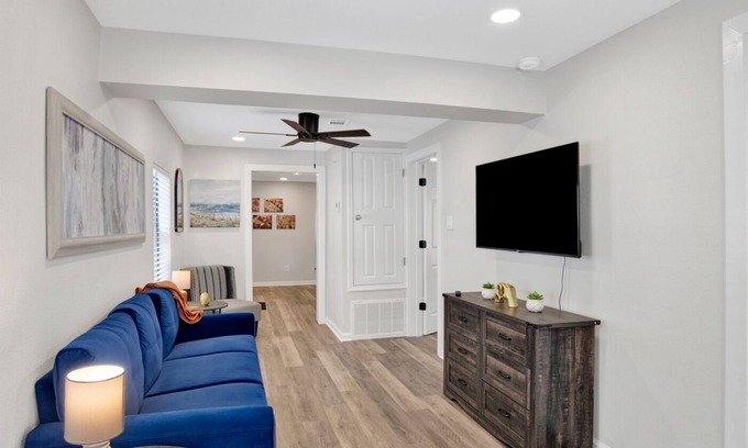 Old East Hill House | Downtown Pensacola-Alcaniz Cottage