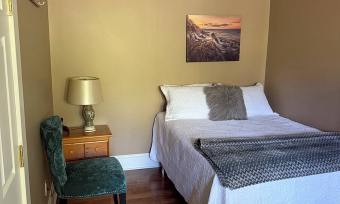 Waterford Valley Apartment | Downtown St. John's Studio, Midstream Manor Studio 6 Apartment
