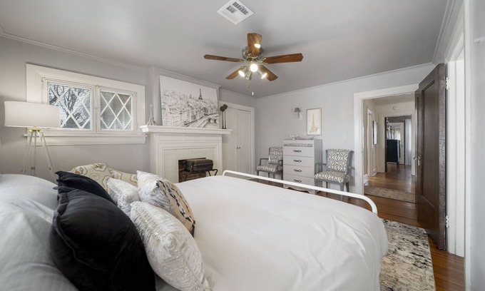 Tulsa House | Downtown Tulsa The 6 bedroom Abbey Manor, sleeps 16!