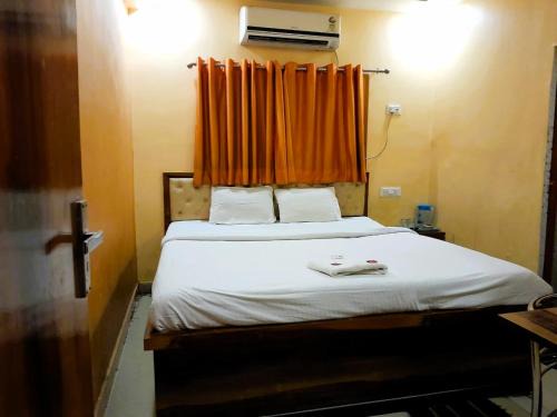 Kolkata Hotel | Dream Residency Near Chinar Park