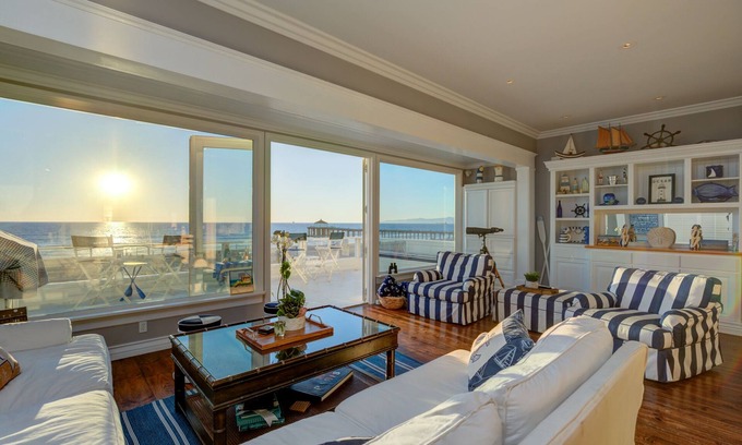 The Strand House | Dream Strand House with Picture Perfect Views