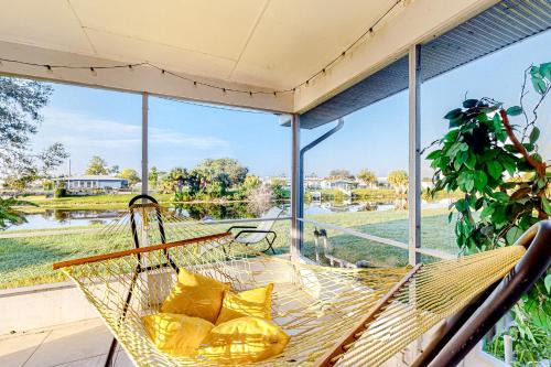 Port Charlotte House | Dreaming on the Canal