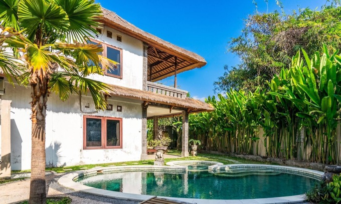 Seminyak Villa | Dreamlike 2BR Bamboo Villa with Private Pool