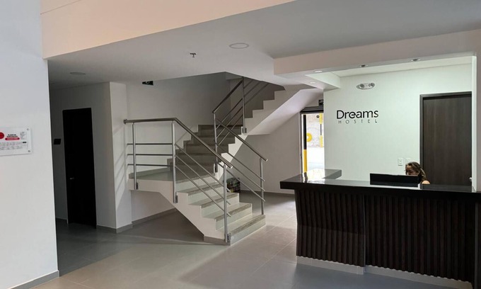 Neiva Hotel | DREAMS HOSTEL