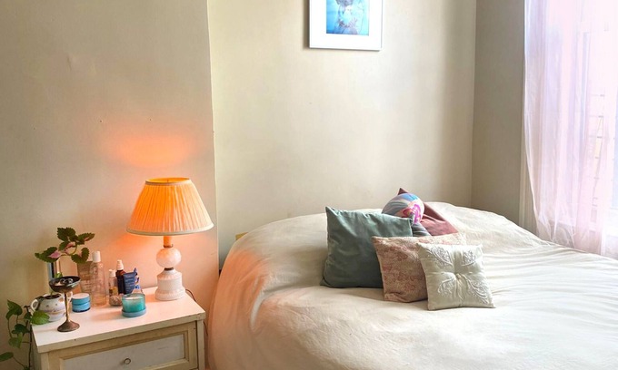 Queens Apartment | Dreamy 2bd apartment in Ridgewood