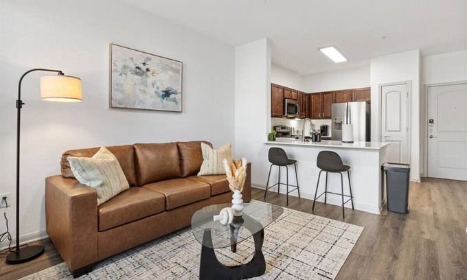 Frisco Apartment | Dreamy retreat in Frisco w/Pool & Gym