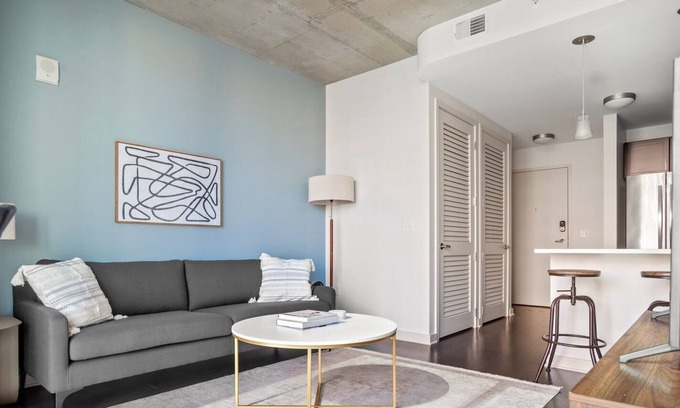 Uptown Apartment | Dreamy Upper Downtown 1BR w/ Gym & Pool near 16th St Mall, by Blueground