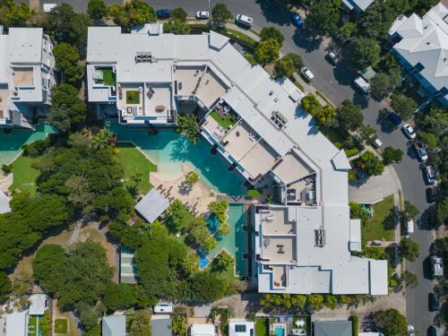 Casuarina Apartment | Drift North 42 with Resort Pool