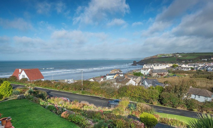 Little Haven House | Driftwood, Holiday Home Broad Haven, Sleeps 2, 1 bedrooms, bathrooms