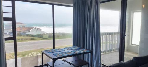 Seaview Apartment | Driftwoods