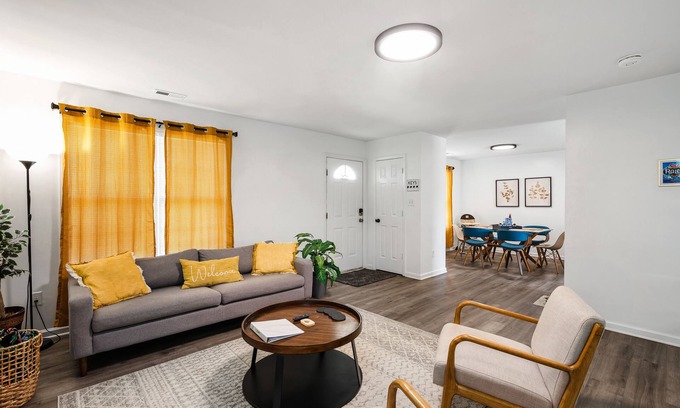 Downtown House | DTGem✔SelfCheckin✔RainShower✔300M✔Parking✔Walkable
